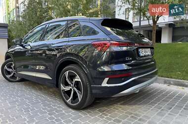 Внедорожник / Кроссовер Audi Q4 e-tron 2023 в 