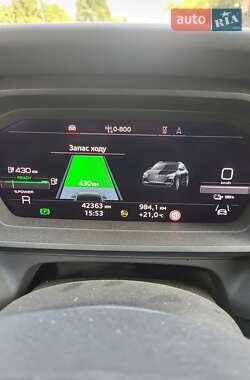 Внедорожник / Кроссовер Audi Q4 e-tron 2022 в 