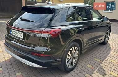 Внедорожник / Кроссовер Audi Q4 e-tron 2023 в 