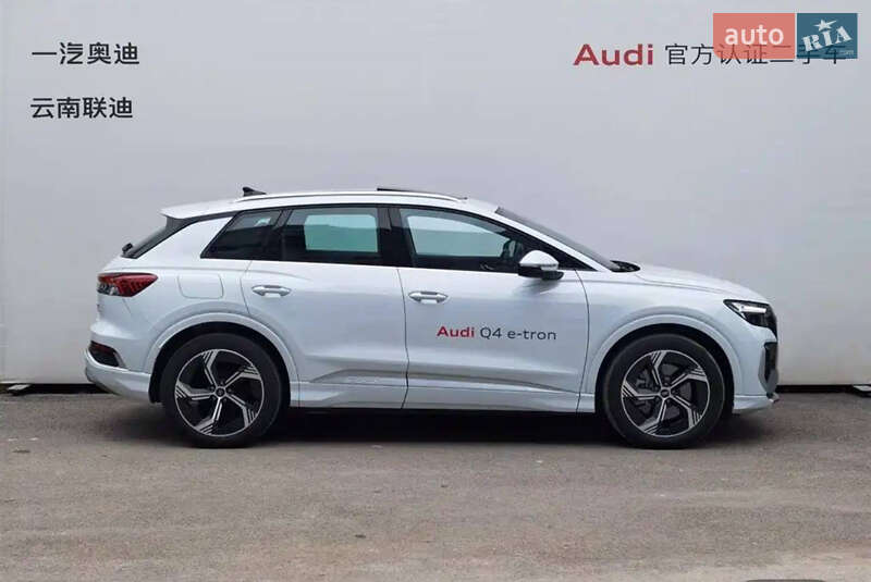 Внедорожник / Кроссовер Audi Q4 e-tron 2023 в Киеве
