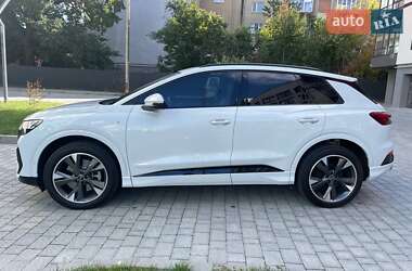 Внедорожник / Кроссовер Audi Q4 e-tron 2023 в 