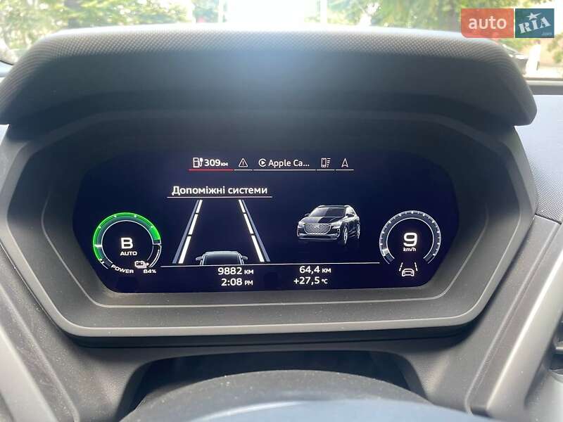 Позашляховик / Кросовер Audi Q4 e-tron 2023 в Івано-Франківську