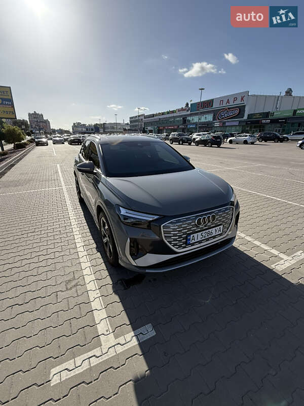 Позашляховик / Кросовер Audi Q4 e-tron 2024 в Києві