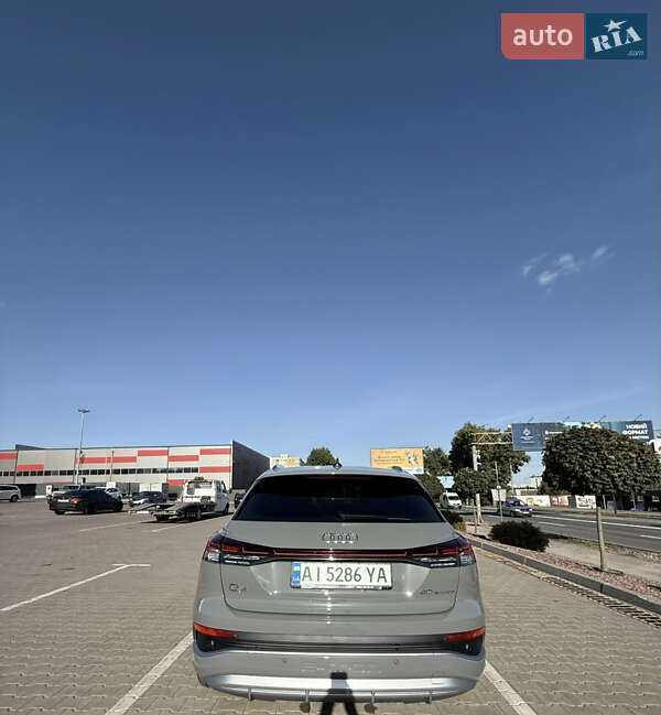 Позашляховик / Кросовер Audi Q4 e-tron 2024 в Києві