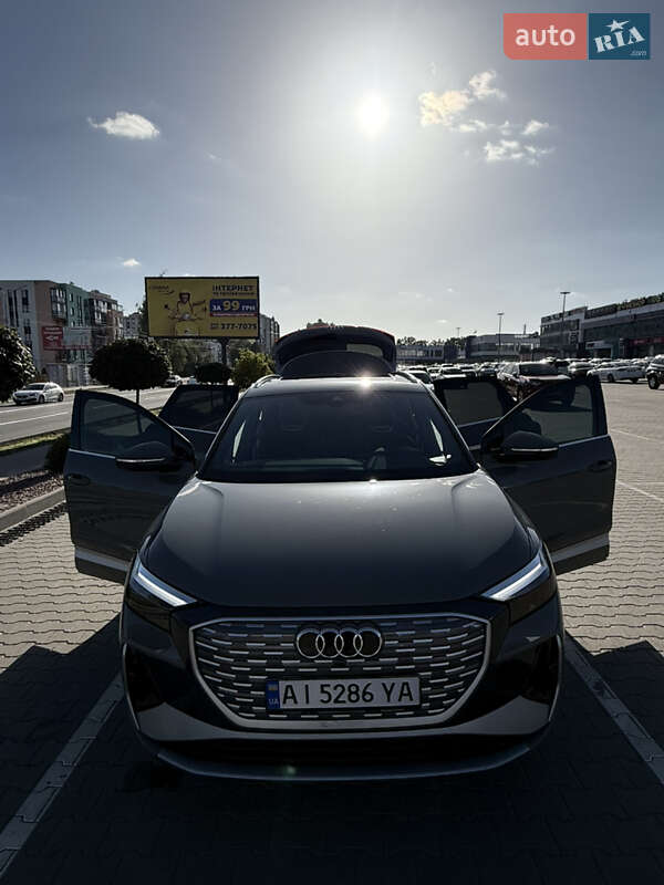 Позашляховик / Кросовер Audi Q4 e-tron 2024 в Києві