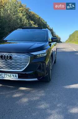 Внедорожник / Кроссовер Audi Q4 e-tron 2022 в 