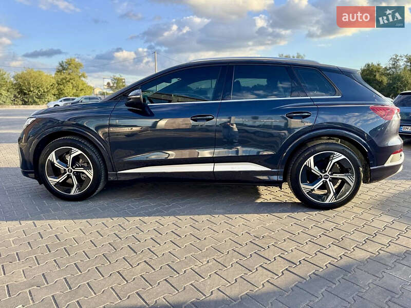 Позашляховик / Кросовер Audi Q4 e-tron 2024 в Києві