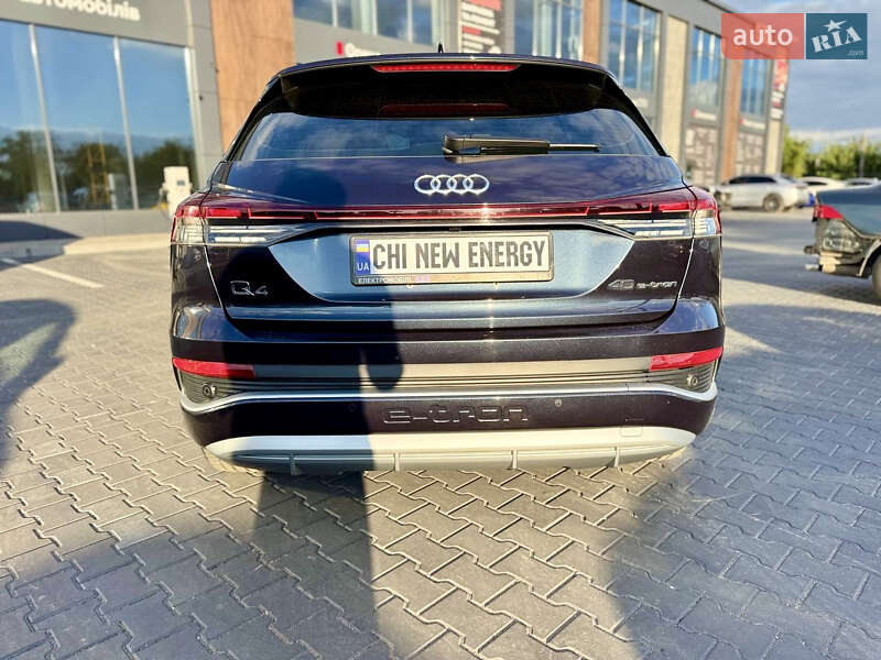 Позашляховик / Кросовер Audi Q4 e-tron 2024 в Києві