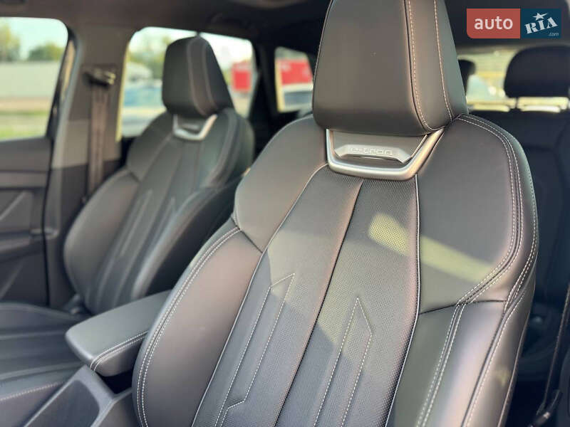 Позашляховик / Кросовер Audi Q4 e-tron 2024 в Києві