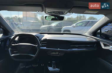 Внедорожник / Кроссовер Audi Q4 e-tron 2023 в 