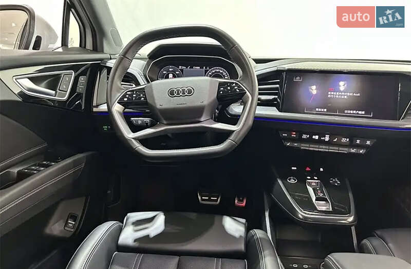 Позашляховик / Кросовер Audi Q4 e-tron 2023 в Львові
