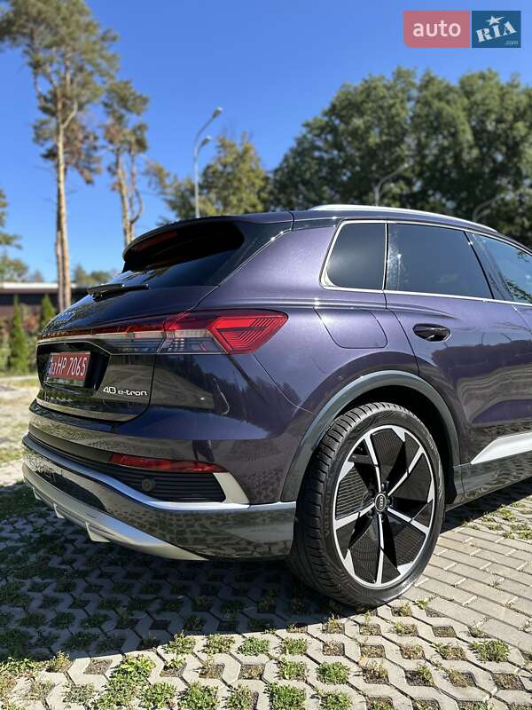 Внедорожник / Кроссовер Audi Q4 e-tron 2021 в Харькове