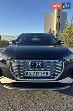 Внедорожник / Кроссовер Audi Q4 e-tron 2021 в 