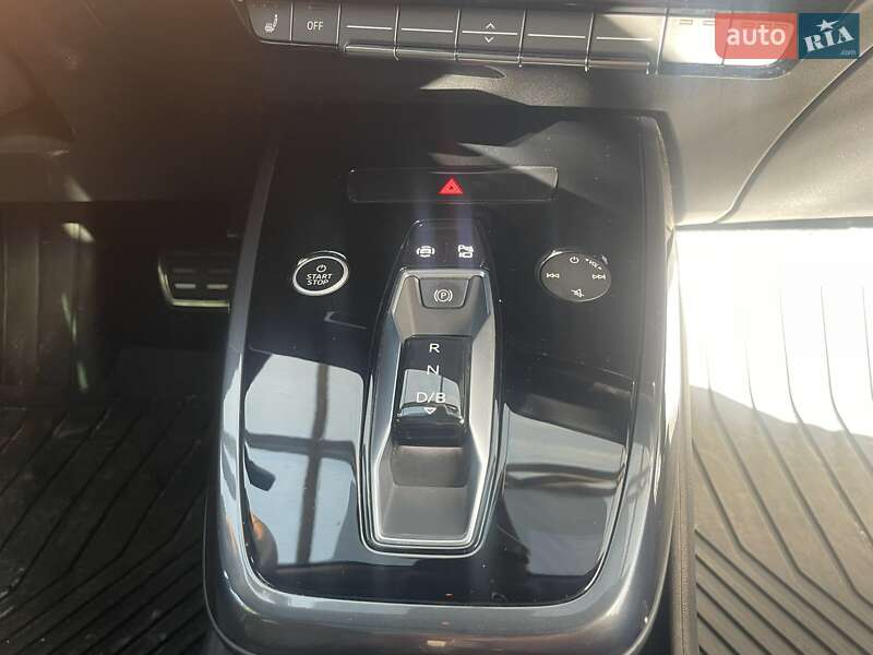 Внедорожник / Кроссовер Audi Q4 e-tron 2023 в Киеве