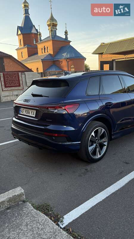 Позашляховик / Кросовер Audi Q4 e-tron 2023 в Кривому Розі