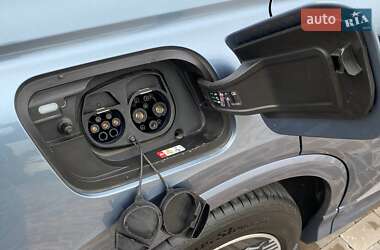 Внедорожник / Кроссовер Audi Q4 e-tron 2024 в 