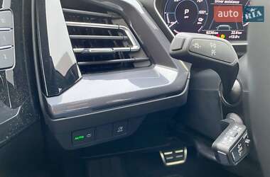 Внедорожник / Кроссовер Audi Q4 e-tron 2024 в 