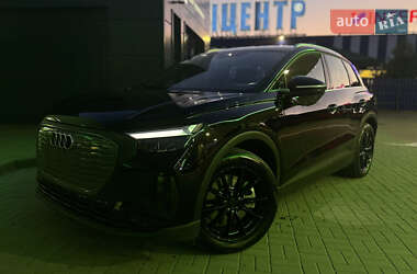 Позашляховик / Кросовер Audi Q4 e-tron 2025 в 
