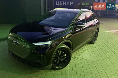 Позашляховик / Кросовер Audi Q4 e-tron 2025 в 