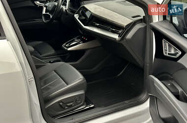Внедорожник / Кроссовер Audi Q4 e-tron 2023 в 