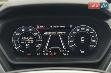 Внедорожник / Кроссовер Audi Q4 e-tron 2023 в 