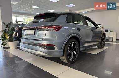Внедорожник / Кроссовер Audi Q4 e-tron 2024 в 