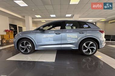 Внедорожник / Кроссовер Audi Q4 e-tron 2024 в 