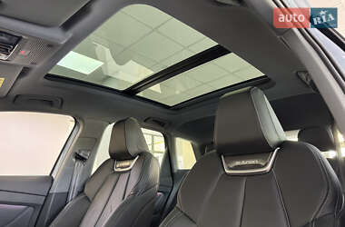 Внедорожник / Кроссовер Audi Q4 e-tron 2024 в 