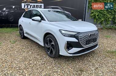 Позашляховик / Кросовер Audi Q4 e-tron 2023 в 