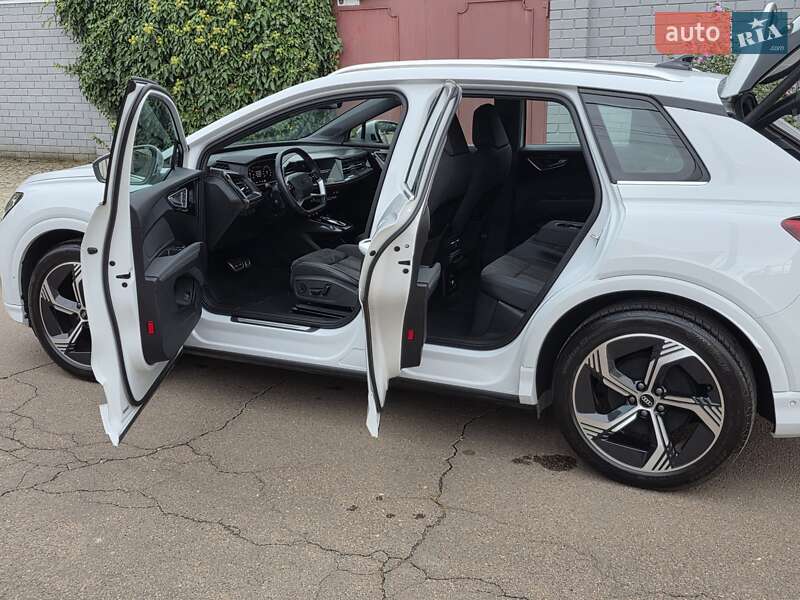 Позашляховик / Кросовер Audi Q4 e-tron 2023 в Одесі фото 18 Позашляховик / Кросовер Audi Q4 e-tron 2023 в Одесі
