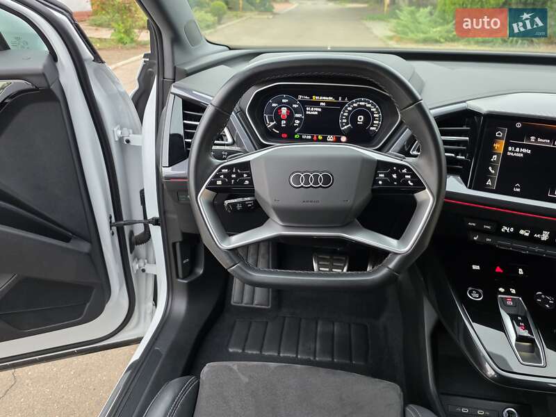 Позашляховик / Кросовер Audi Q4 e-tron 2023 в Одесі фото 33 Позашляховик / Кросовер Audi Q4 e-tron 2023 в Одесі