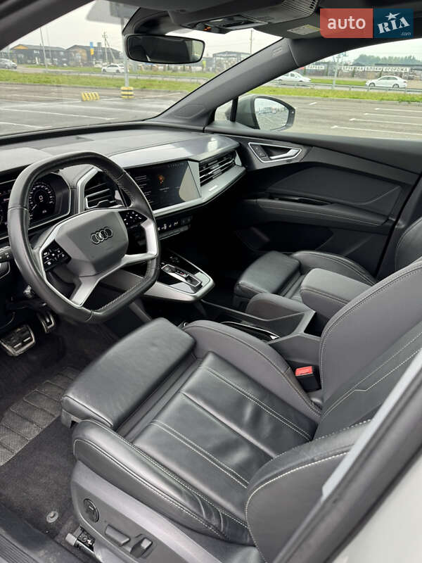 Внедорожник / Кроссовер Audi Q4 e-tron 2022 в Львове