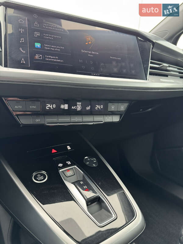 Внедорожник / Кроссовер Audi Q4 e-tron 2022 в Львове