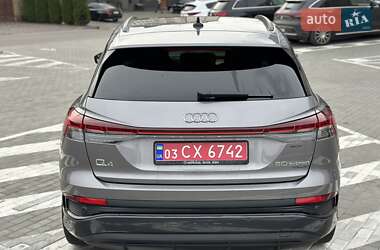 Позашляховик / Кросовер Audi Q4 e-tron 2022 в 