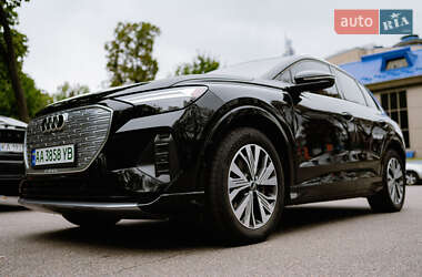 Внедорожник / Кроссовер Audi Q4 e-tron 2022 в Ирпене