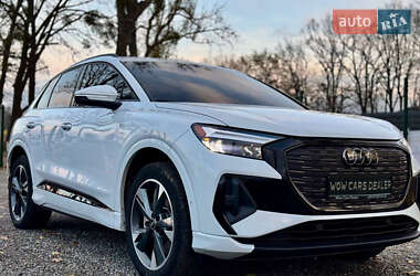 Внедорожник / Кроссовер Audi Q4 e-tron 2023 в Киеве