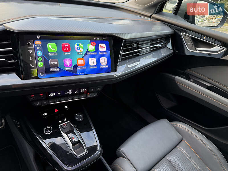 Позашляховик / Кросовер Audi Q4 e-tron 2023 в Львові