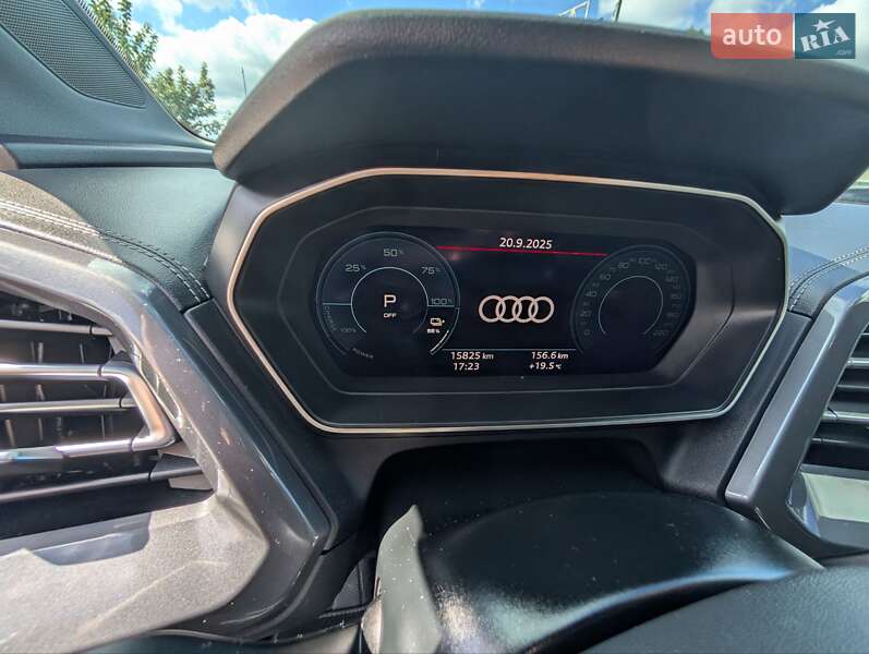 Позашляховик / Кросовер Audi Q4 e-tron 2024 в Києві