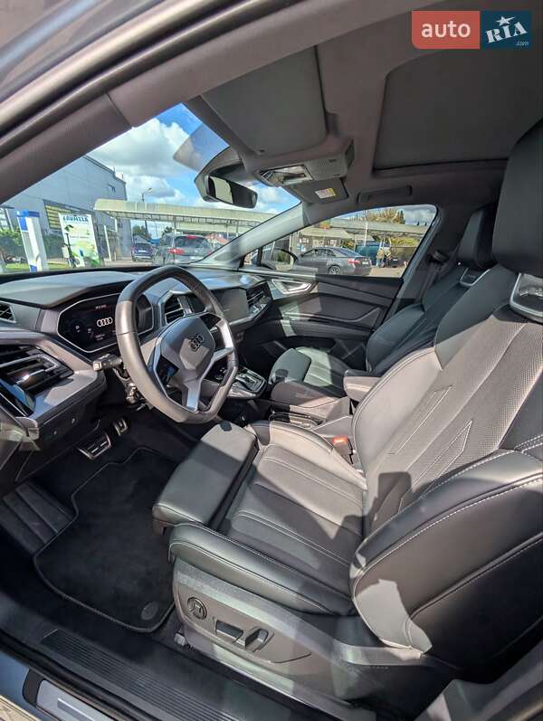 Позашляховик / Кросовер Audi Q4 e-tron 2024 в Києві