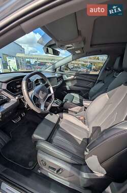 Внедорожник / Кроссовер Audi Q4 e-tron 2024 в 