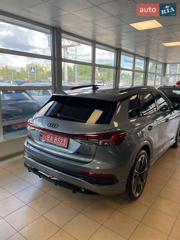 Внедорожник / Кроссовер Audi Q4 e-tron 2024 в Киеве