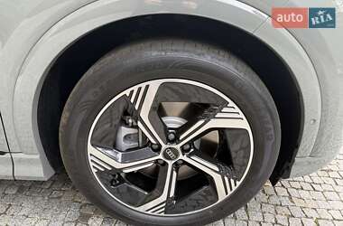 Внедорожник / Кроссовер Audi Q4 e-tron 2025 в 