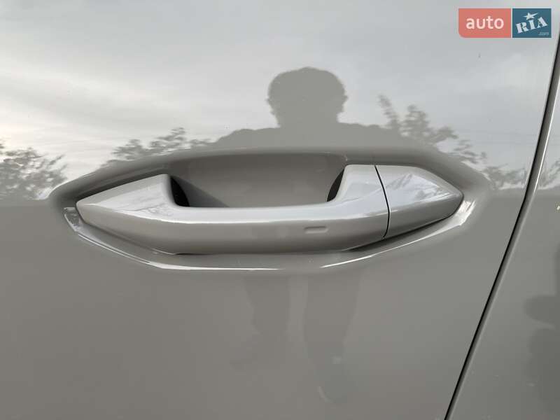 Внедорожник / Кроссовер Audi Q4 e-tron 2025 в Киеве фото 17 Внедорожник / Кроссовер Audi Q4 e-tron 2025 в Киеве