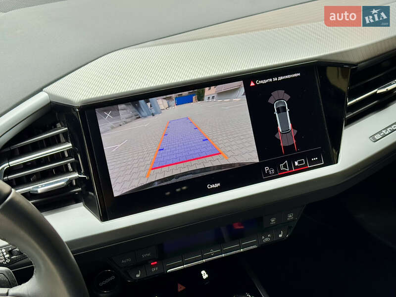 Позашляховик / Кросовер Audi Q4 e-tron 2023 в Ужгороді