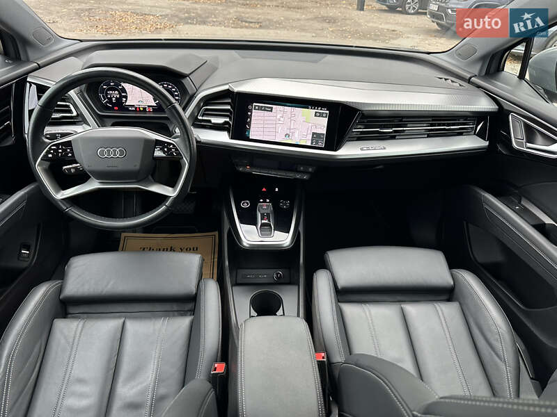 Позашляховик / Кросовер Audi Q4 e-tron 2021 в Києві