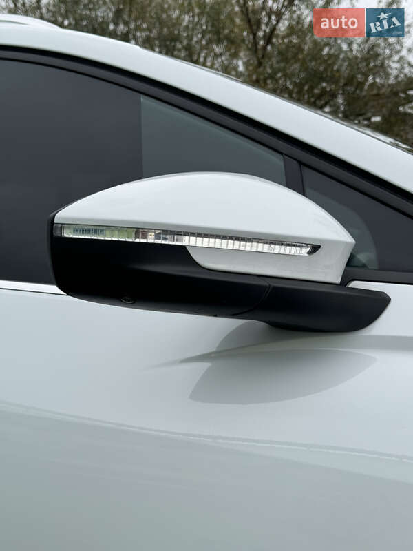 Внедорожник / Кроссовер Audi Q4 e-tron 2023 в Киеве фото 13 Внедорожник / Кроссовер Audi Q4 e-tron 2023 в Киеве