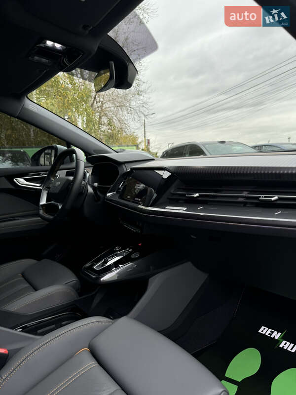 Внедорожник / Кроссовер Audi Q4 e-tron 2023 в Киеве фото 24 Внедорожник / Кроссовер Audi Q4 e-tron 2023 в Киеве