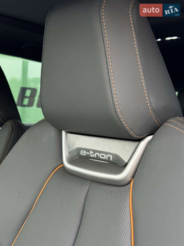Внедорожник / Кроссовер Audi Q4 e-tron 2023 в Киеве фото 29 Внедорожник / Кроссовер Audi Q4 e-tron 2023 в Киеве