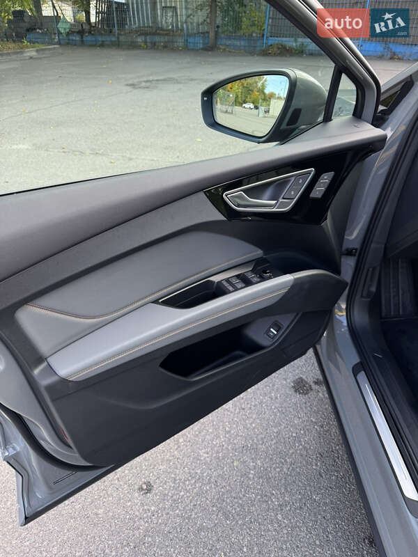 Позашляховик / Кросовер Audi Q4 e-tron 2024 в Дніпрі фото 12 Позашляховик / Кросовер Audi Q4 e-tron 2024 в Дніпрі