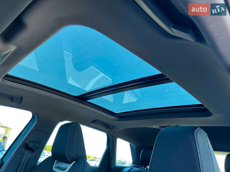 Позашляховик / Кросовер Audi Q4 e-tron 2023 в Києві